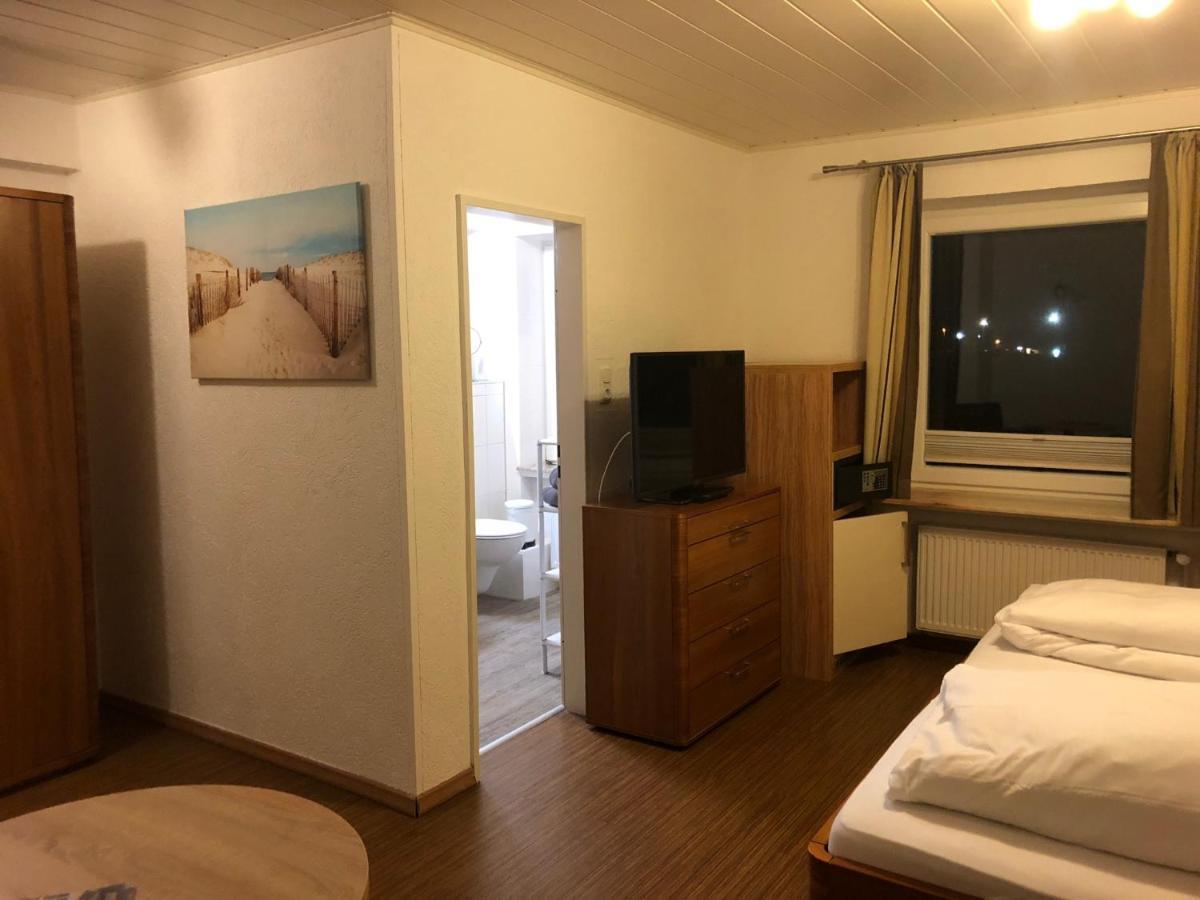 Heeren'S Hotel Garni Бензерзиль Экстерьер фото