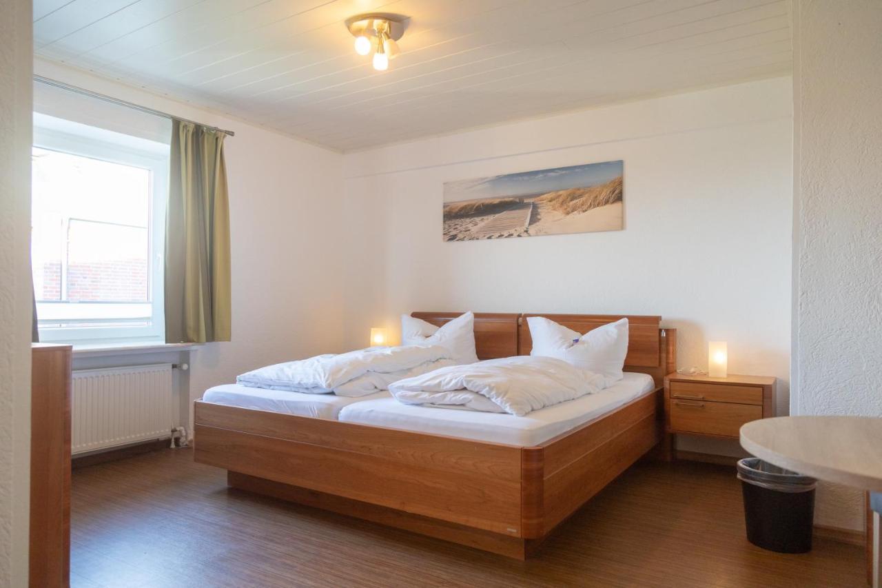 Heeren'S Hotel Garni Бензерзиль Экстерьер фото